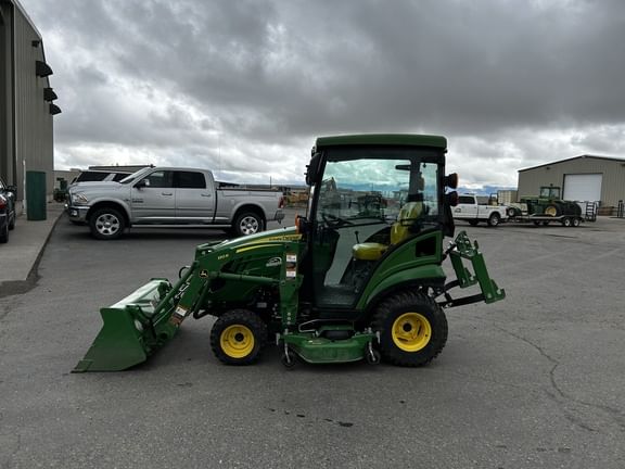 2021 John Deere 1025R Equipment Image0
