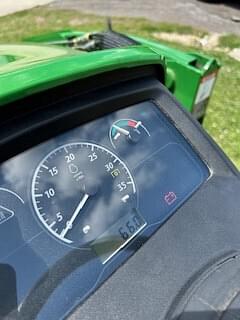 Image of John Deere 1025R equipment image 3