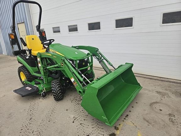 Image of John Deere 1025R equipment image 1