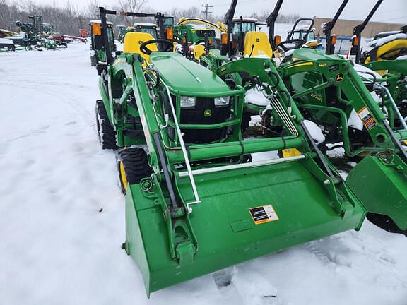 Image of John Deere 1025R equipment image 2