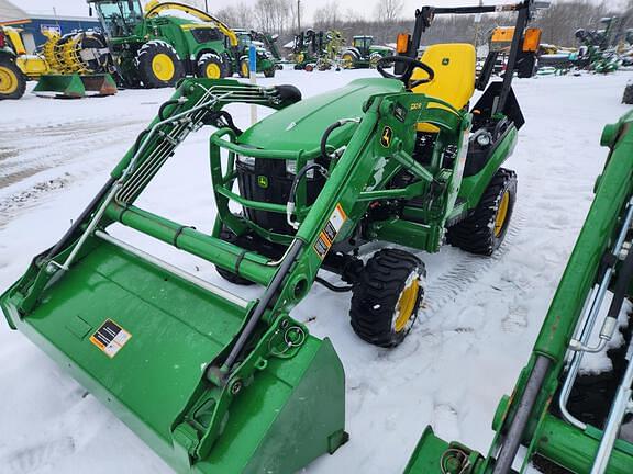 Image of John Deere 1025R equipment image 1