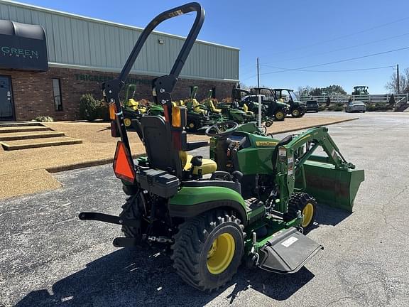 Image of John Deere 1025R equipment image 4