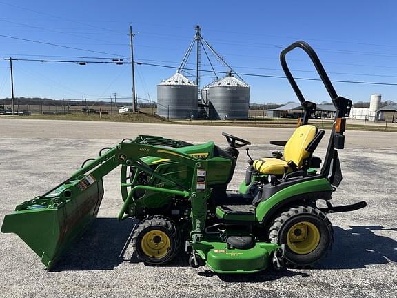 Image of John Deere 1025R equipment image 2