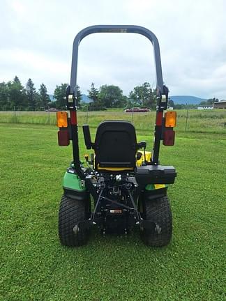 Image of John Deere 1025R equipment image 3