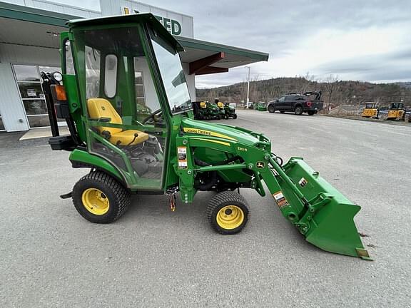 Image of John Deere 1025R equipment image 1