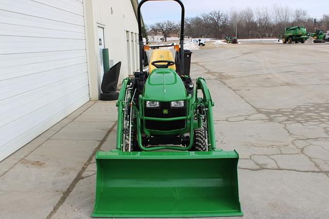 Image of John Deere 1025R equipment image 2