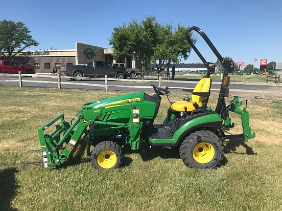 Image of John Deere 1025R equipment image 1