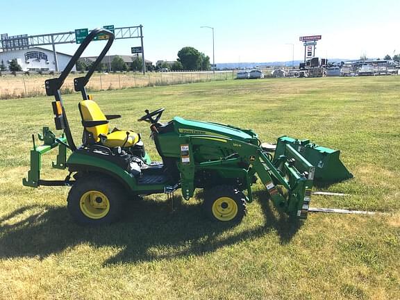 Image of John Deere 1025R equipment image 4