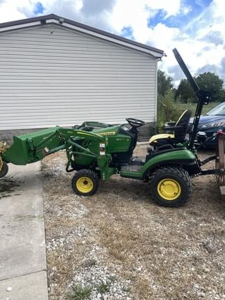 Image of John Deere 1025R Primary image
