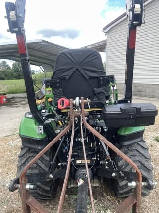 Image of John Deere 1025R equipment image 3