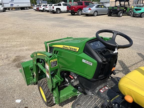 Image of John Deere 1025R equipment image 4