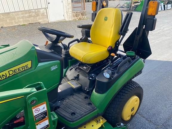 Image of John Deere 1025R equipment image 4