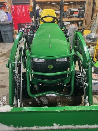 Image of John Deere 1025R equipment image 3