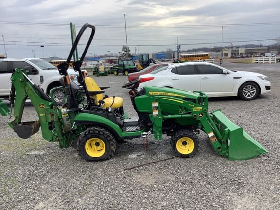 Image of John Deere 1025R equipment image 4