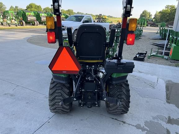 Main image John Deere 1025R 8