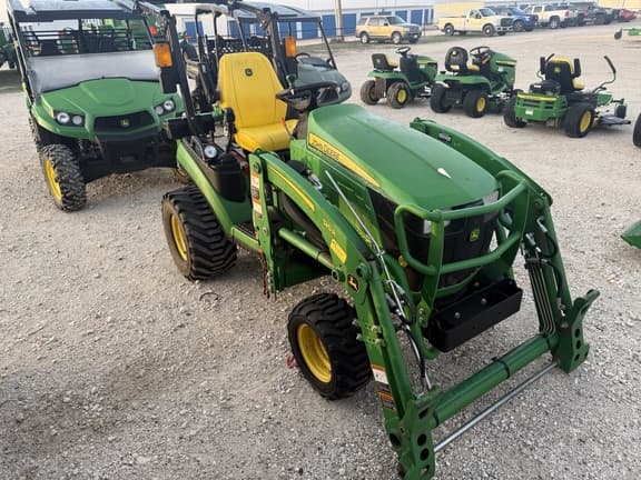 Image of John Deere 1025R equipment image 4