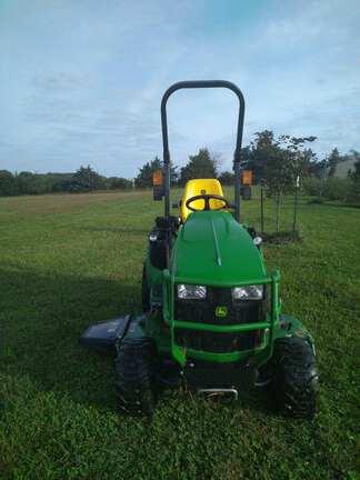 Image of John Deere 1025R equipment image 1
