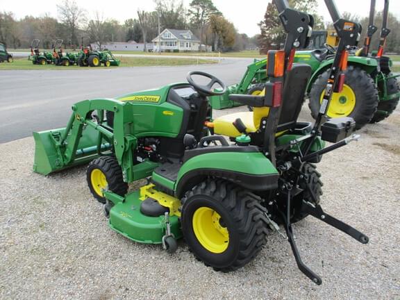 Image of John Deere 1025R equipment image 2
