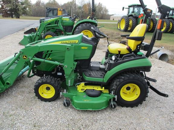 Image of John Deere 1025R equipment image 1