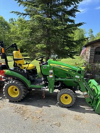 Image of John Deere 1025R equipment image 2