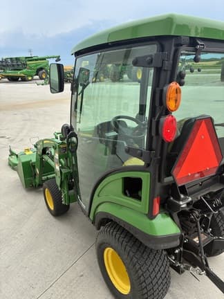 Image of John Deere 1025R equipment image 3