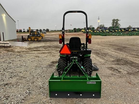 Image of John Deere 1025R equipment image 3