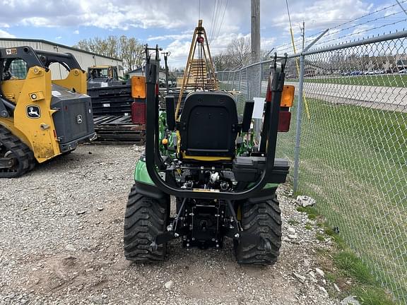 Image of John Deere 1025R equipment image 4