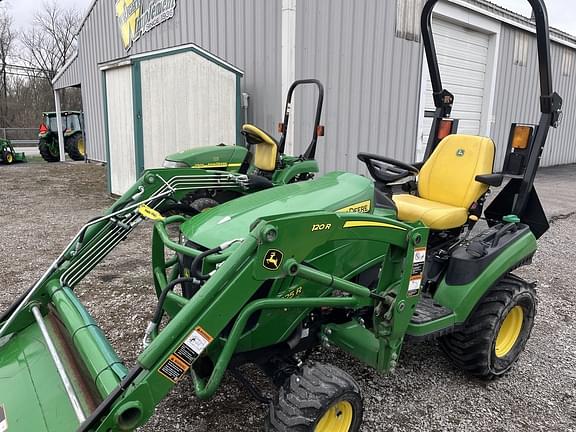 Image of John Deere 1025R equipment image 1