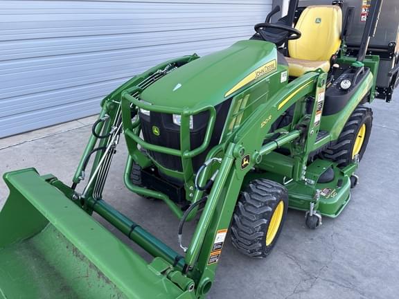 Image of John Deere 1025R equipment image 3