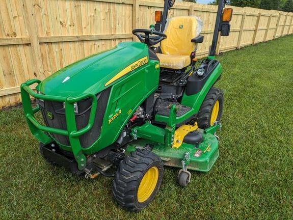 2021 John Deere 1025R Equipment Image0