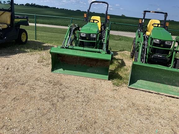 Image of John Deere 1025R equipment image 2
