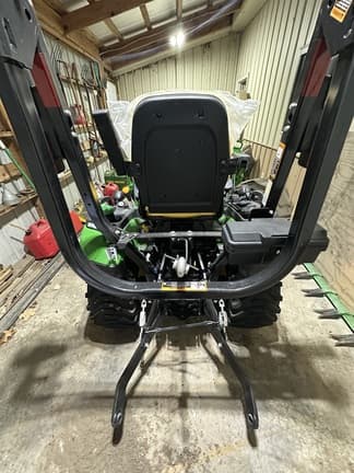 Image of John Deere 1025R equipment image 4