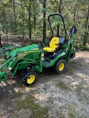 2021 John Deere 1025R Image