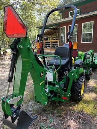 Image of John Deere 1025R equipment image 4
