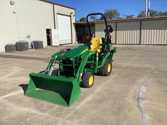 Image of John Deere 1025R equipment image 2