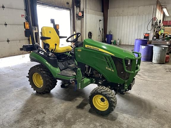 Image of John Deere 1025R Primary image