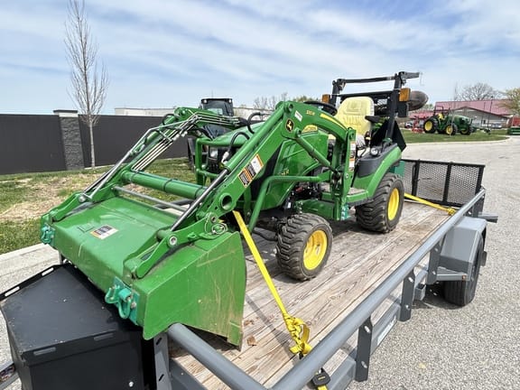 2021 John Deere 1025R Equipment Image0