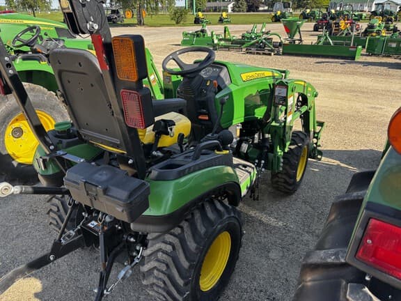 Image of John Deere 1025R equipment image 2