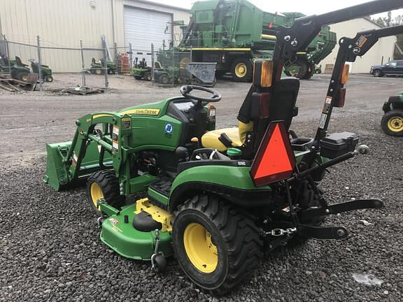 Image of John Deere 1025R equipment image 2