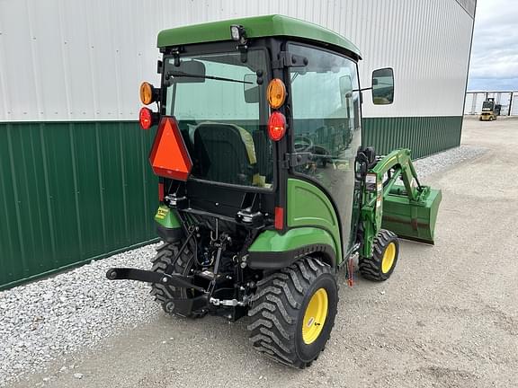 Image of John Deere 1025R equipment image 4