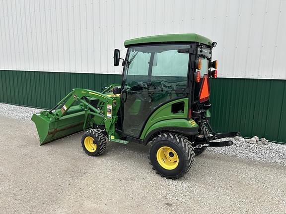 Image of John Deere 1025R equipment image 2