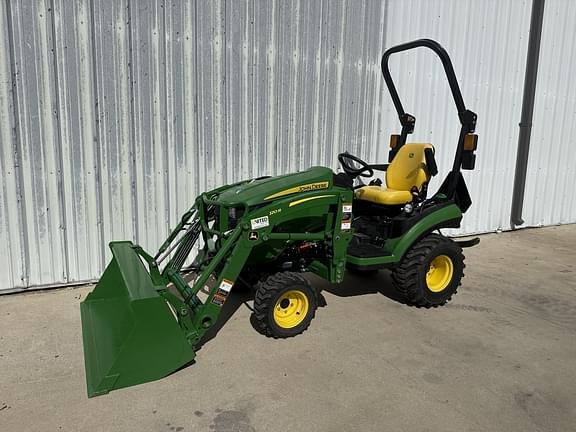 Image of John Deere 1025R equipment image 1