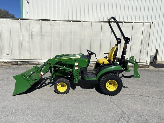 Image of John Deere 1025R equipment image 2