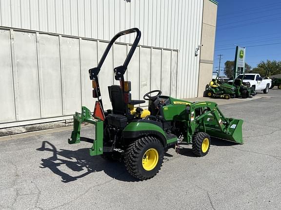 Image of John Deere 1025R equipment image 4