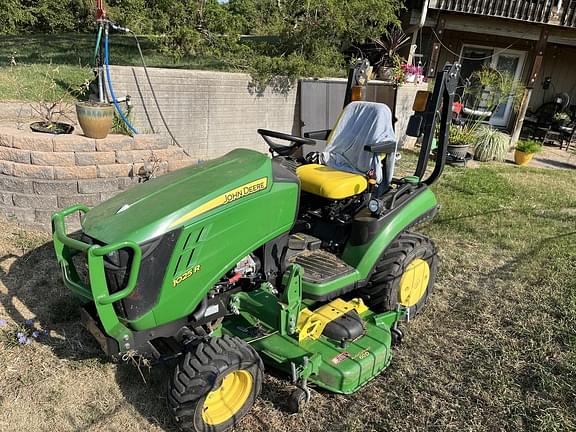 Image of John Deere 1025R Primary image