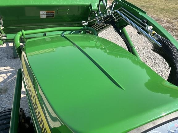 Image of John Deere 1025R equipment image 4