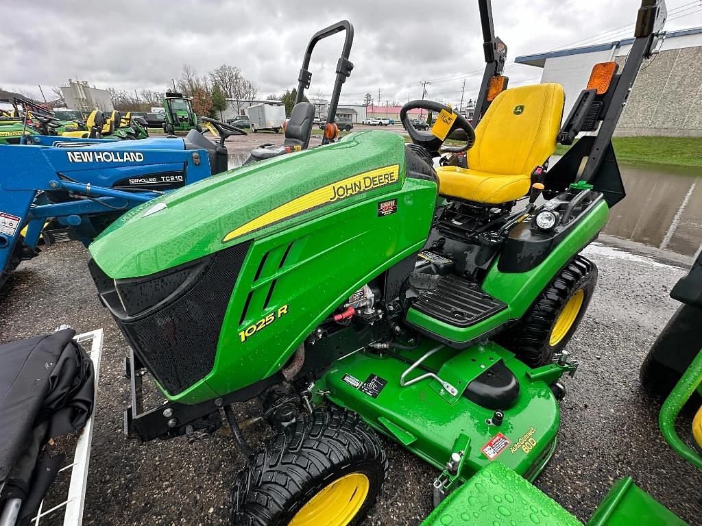 Image of John Deere 1025R Primary image