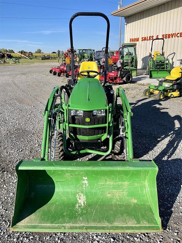 Image of John Deere 1025R equipment image 2