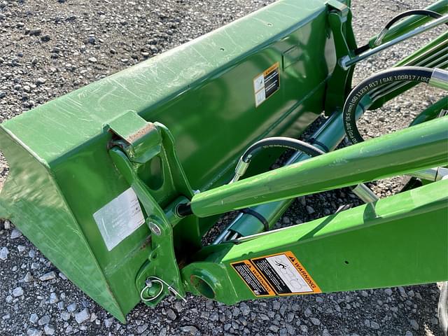 Image of John Deere 1025R equipment image 4