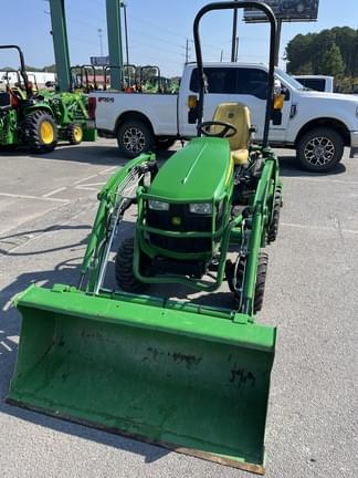 Image of John Deere 1025R equipment image 2